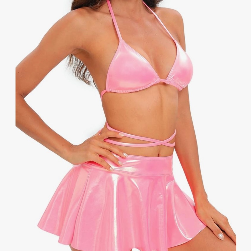 Flatter Me Rose Gold Shiny Bikni Top & Skirt Set. Size XL - Picture 7 of 7